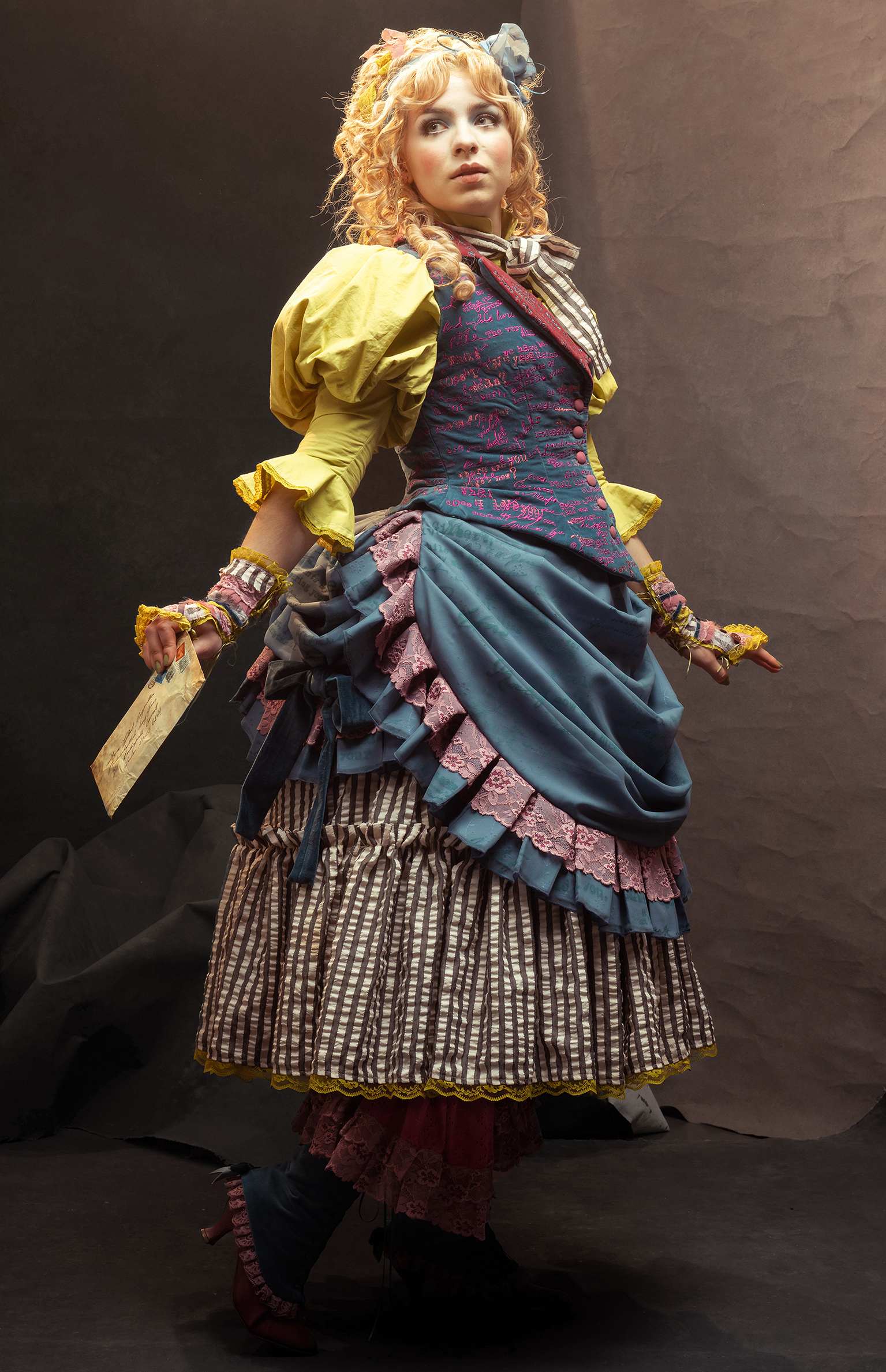 Violet final costume