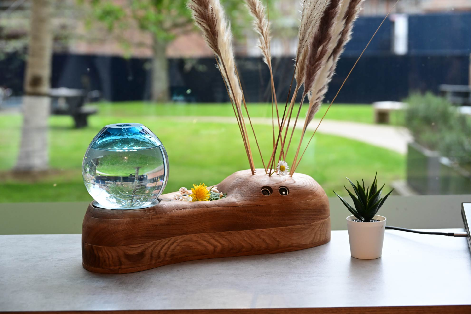 Interactive Artefact Connecting Nature & People 