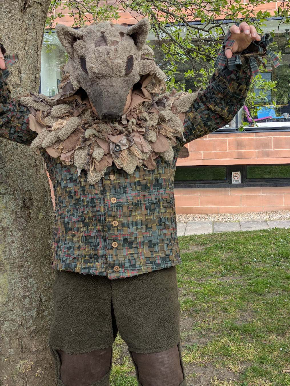 Boy from the Wolf People final costume