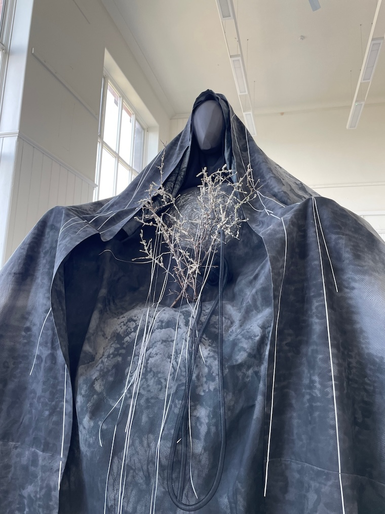 Ground: installation 