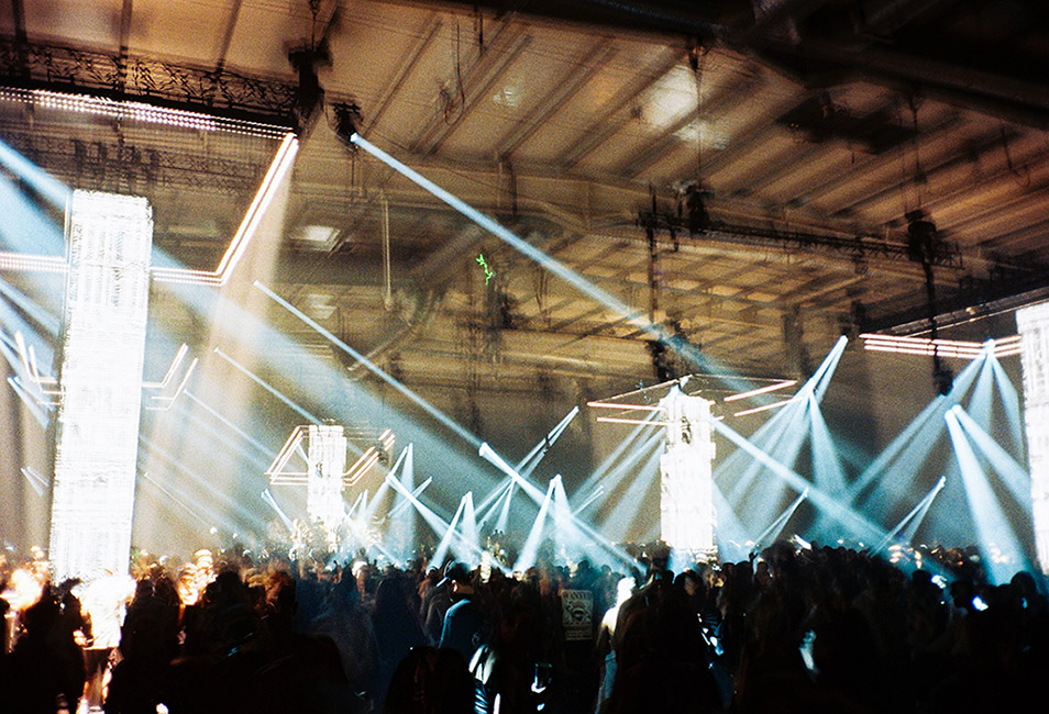 TERMINAL V WAREHOUSE