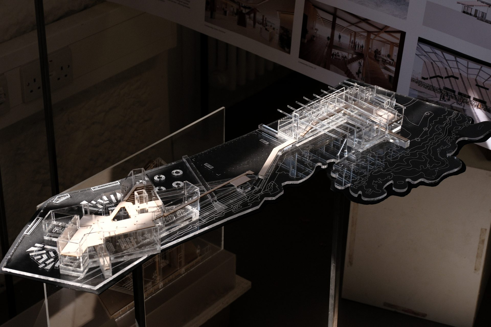 Structure and Circulation Model 1:200