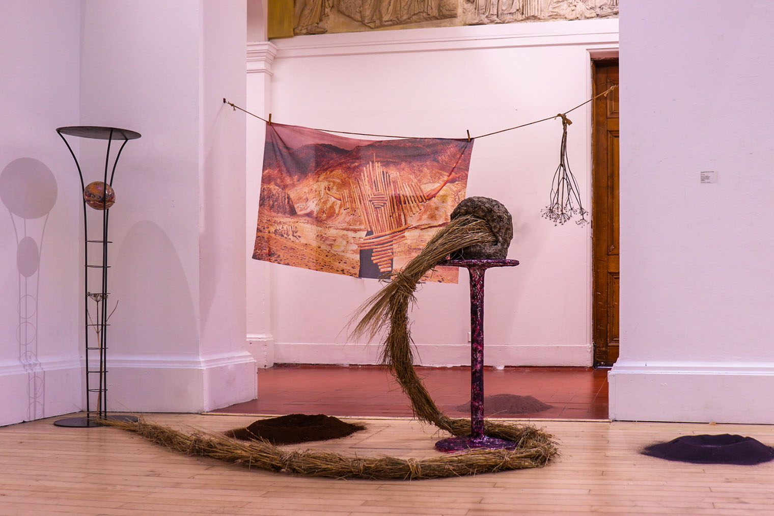 The analogue impre∿ssion of a duende. Mixed media. ECA: Sculpture Court, 2025.