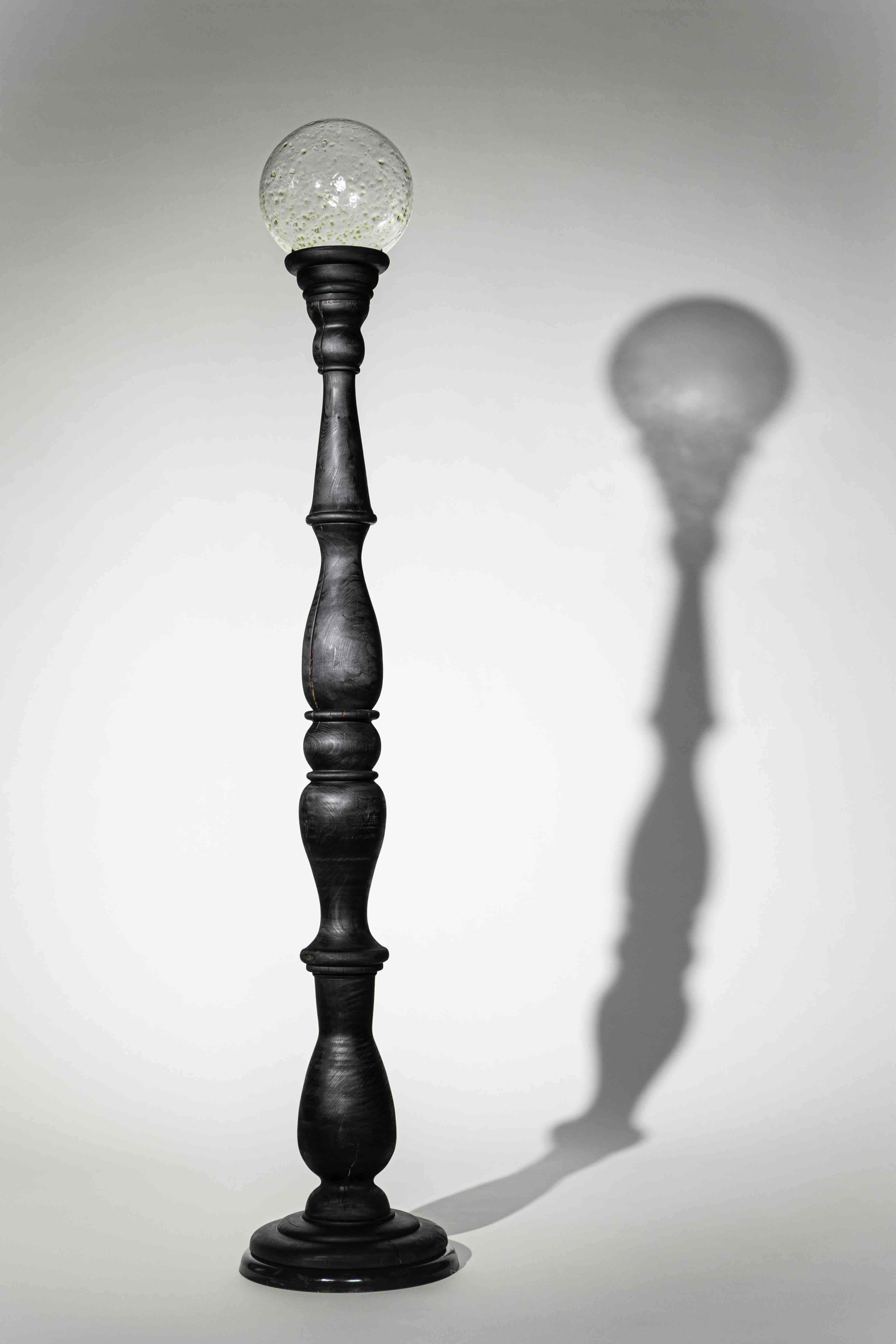 Air Quality responsive Street Lamppost